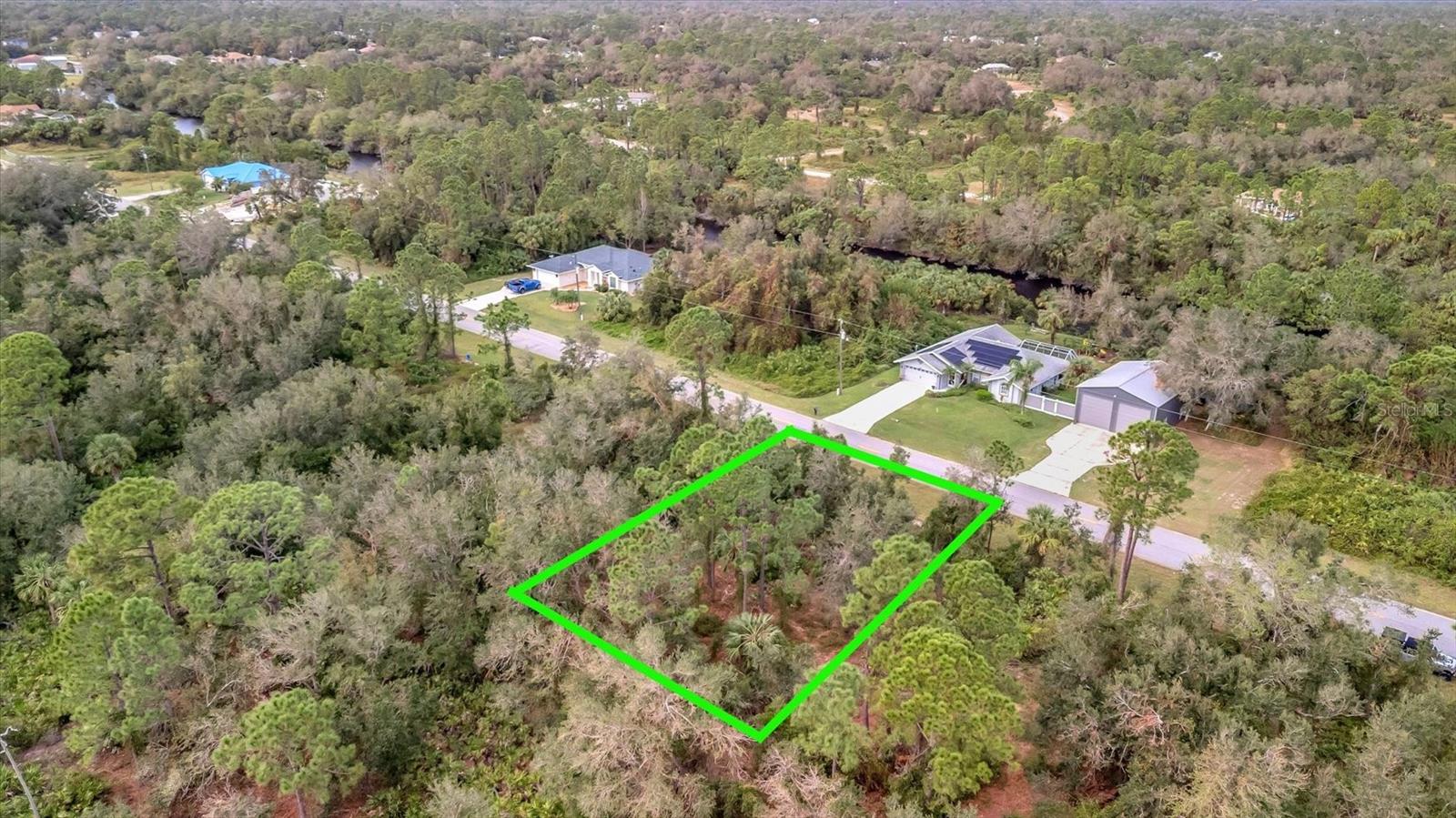 Image 5 of 20 For 21035 Hillsborough Boulevard