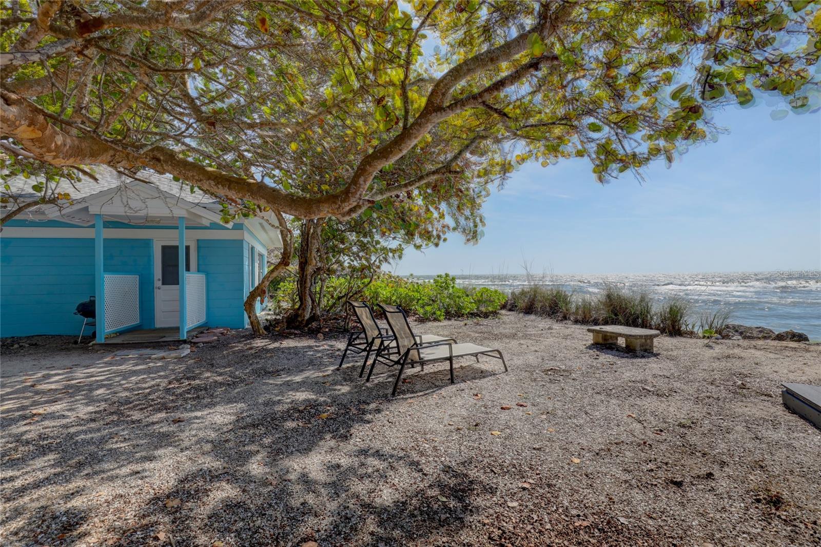 Listing photo id 36 for 3999 Casey Key Road