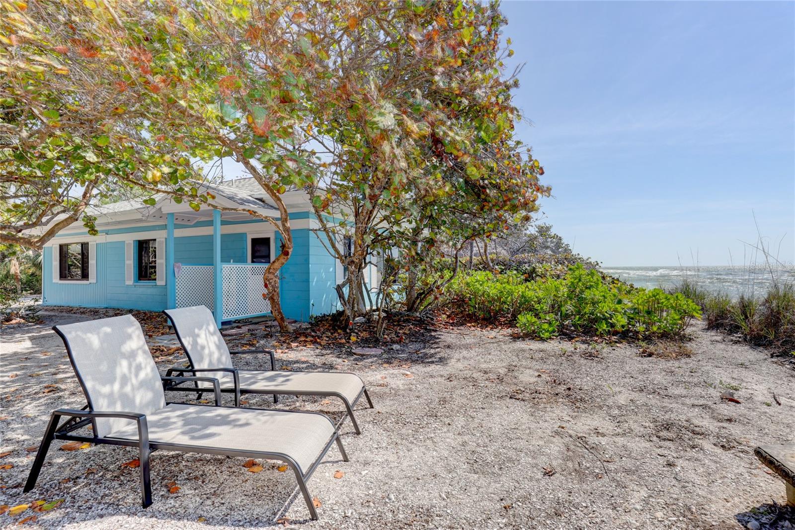 Listing photo id 40 for 3999 Casey Key Road