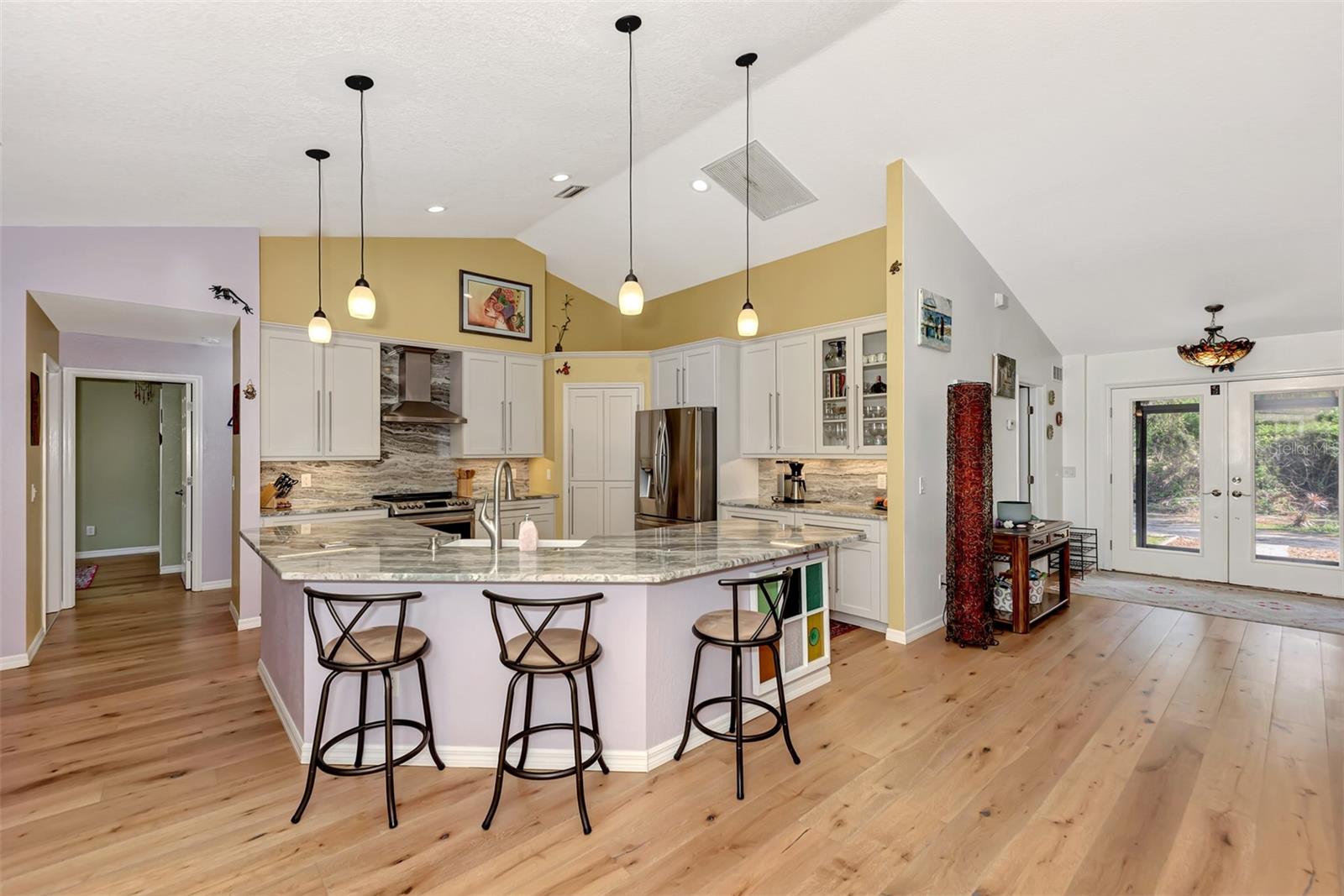 Listing photo id 26 for 2416 Flagami Lane