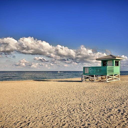 Image 12 of 12 For 930 Venice Avenue