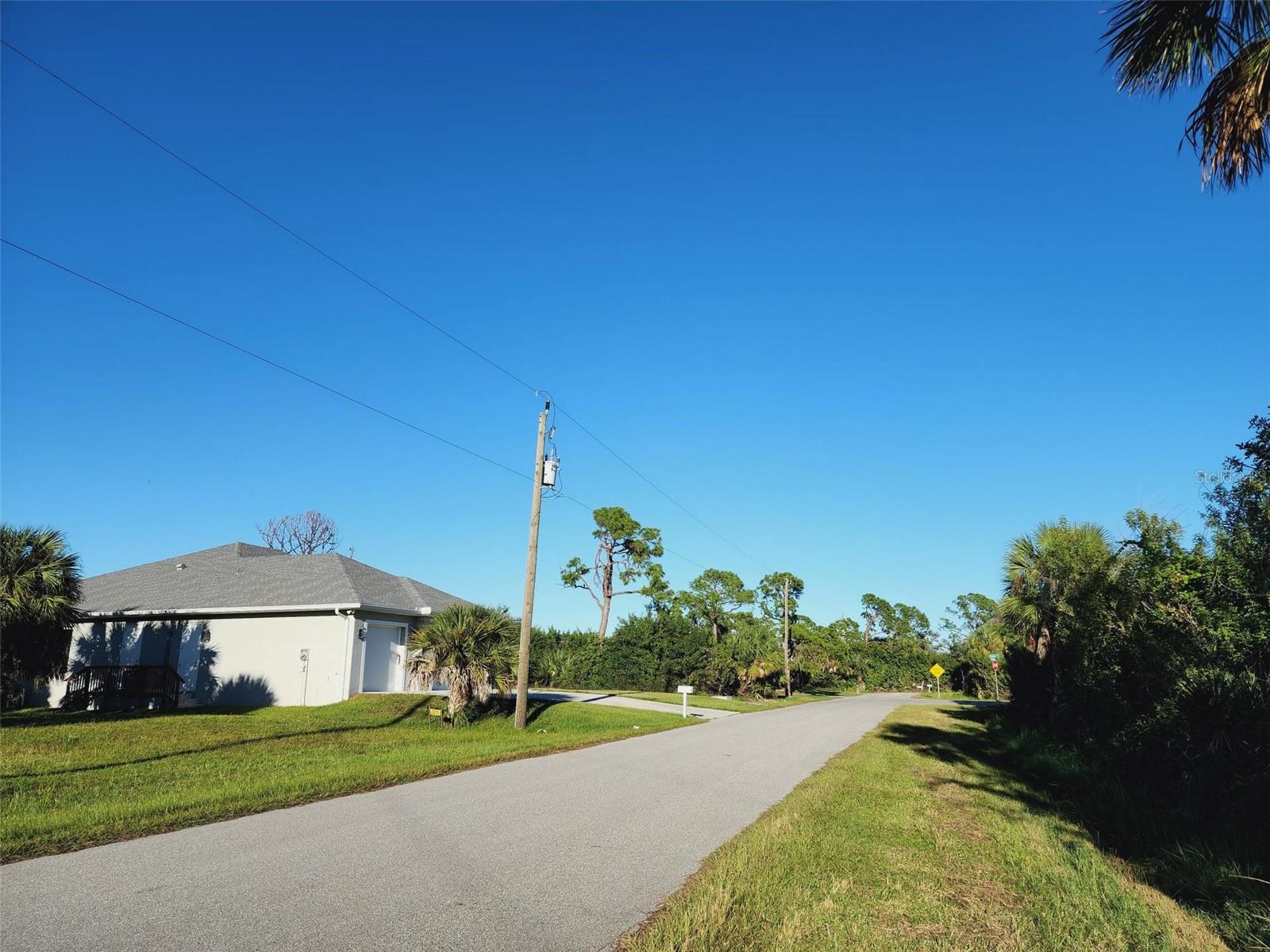 Image 8 of 28 For 13176 Windcrest Drive