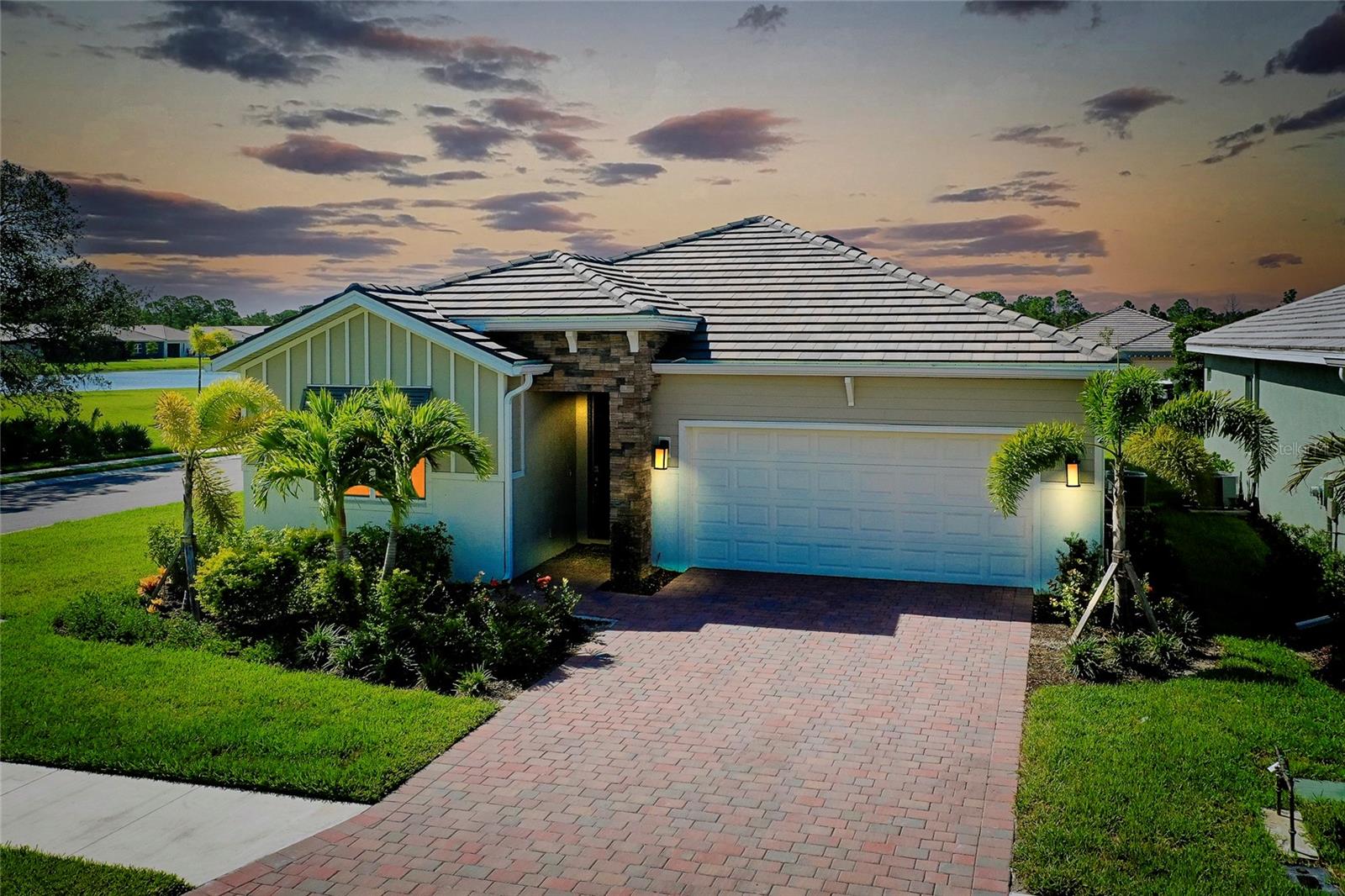 Details for 909 Padilla Court, VENICE, FL 34292