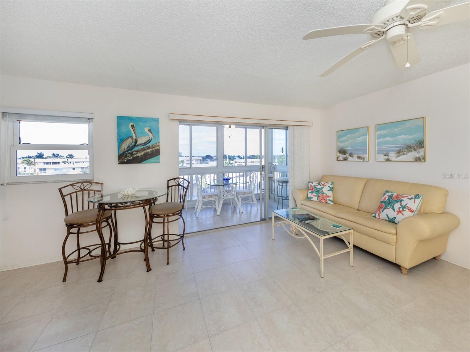 Image 4 of 41 For 1255 Tarpon Center Drive 414