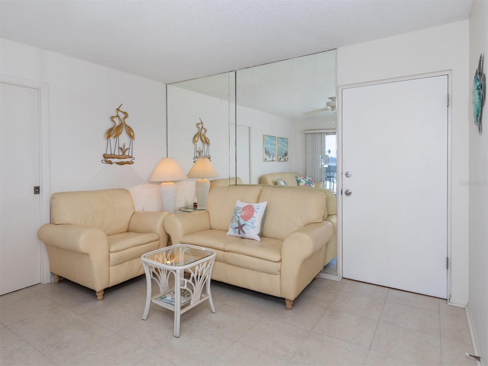 Image 8 of 41 For 1255 Tarpon Center Drive 414