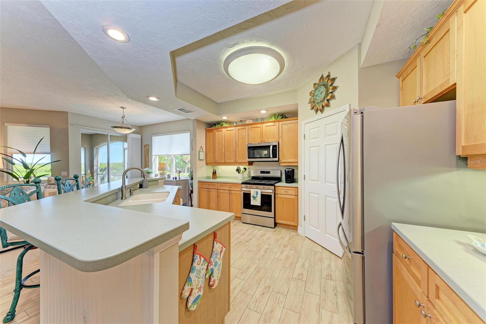 Listing photo id 13 for 9711 Sea Turtle Terrace 102