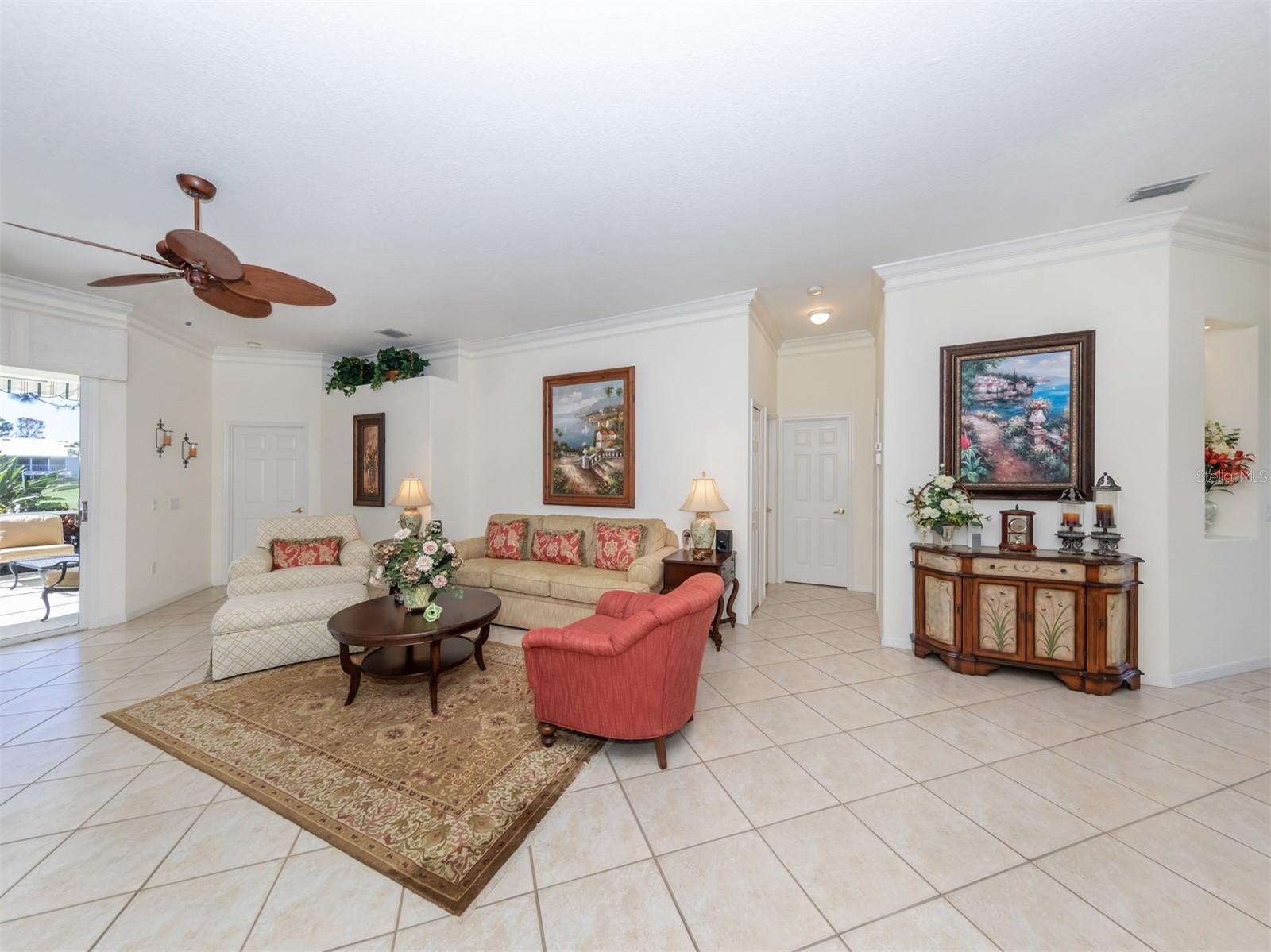Image 10 of 83 For 344 Bermuda Court 4