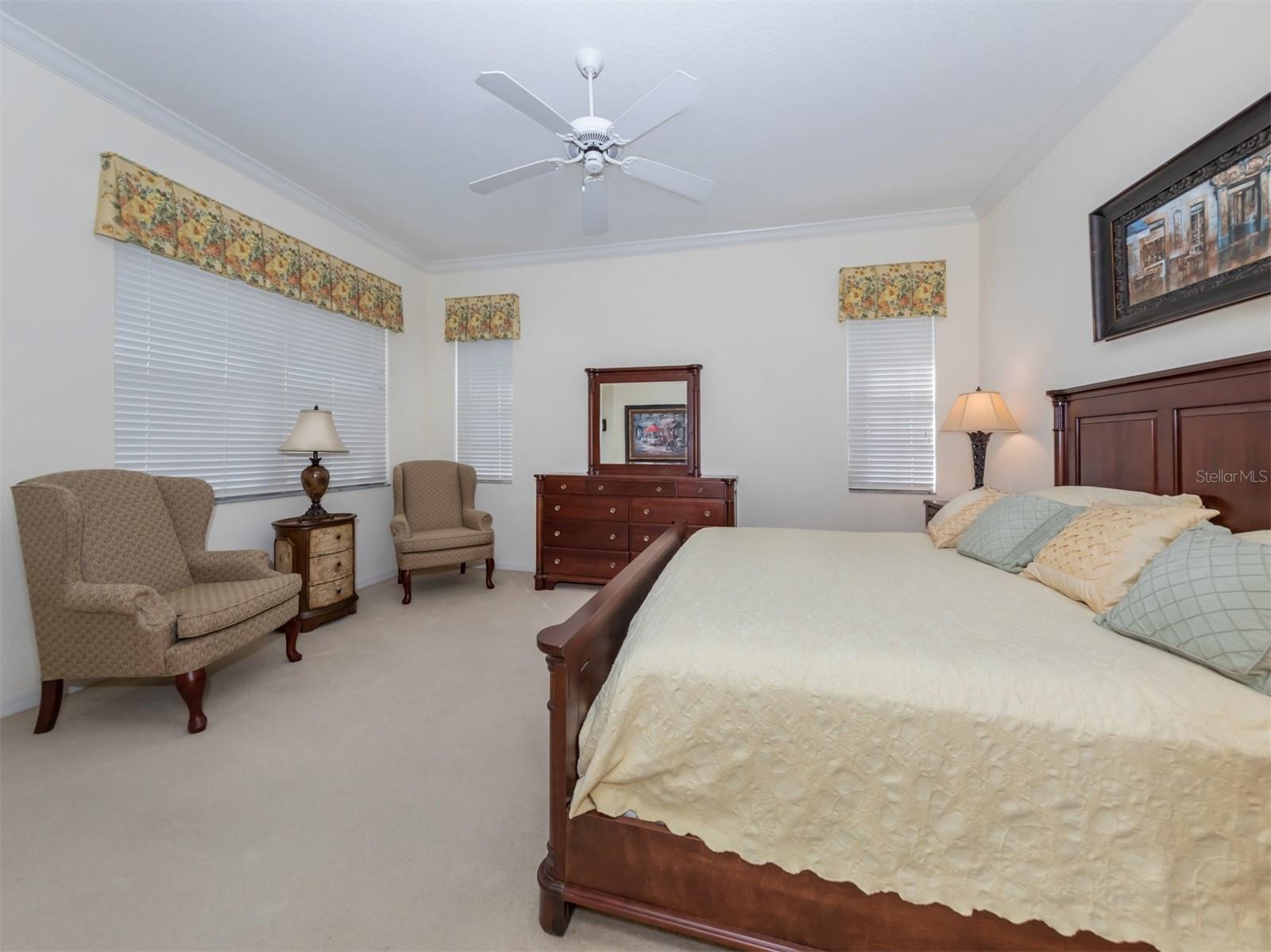 Image 19 of 83 For 344 Bermuda Court 4