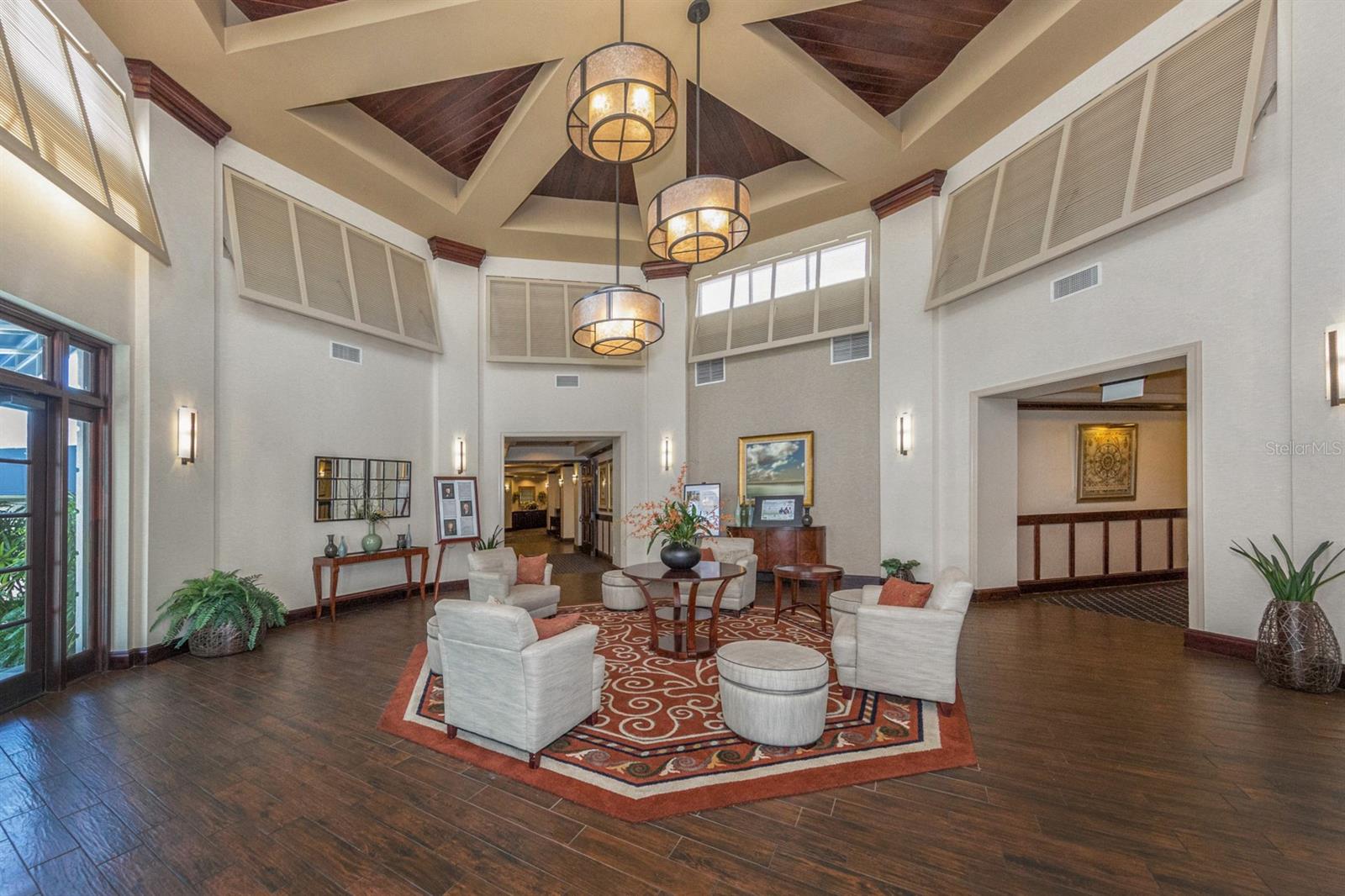 Image 47 of 83 For 344 Bermuda Court 4