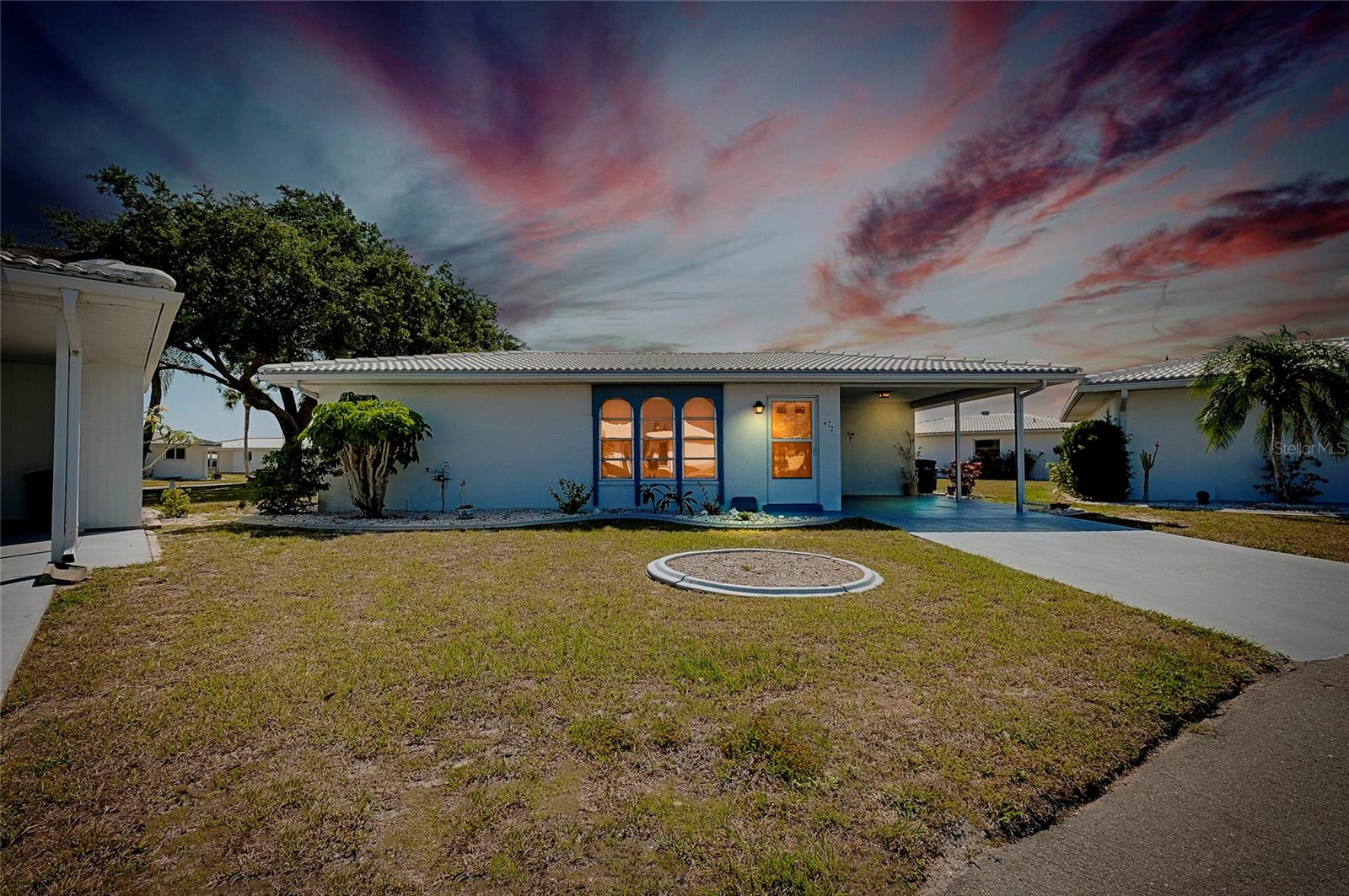 Listing photo id 0 for 472 Circlewood Drive L9