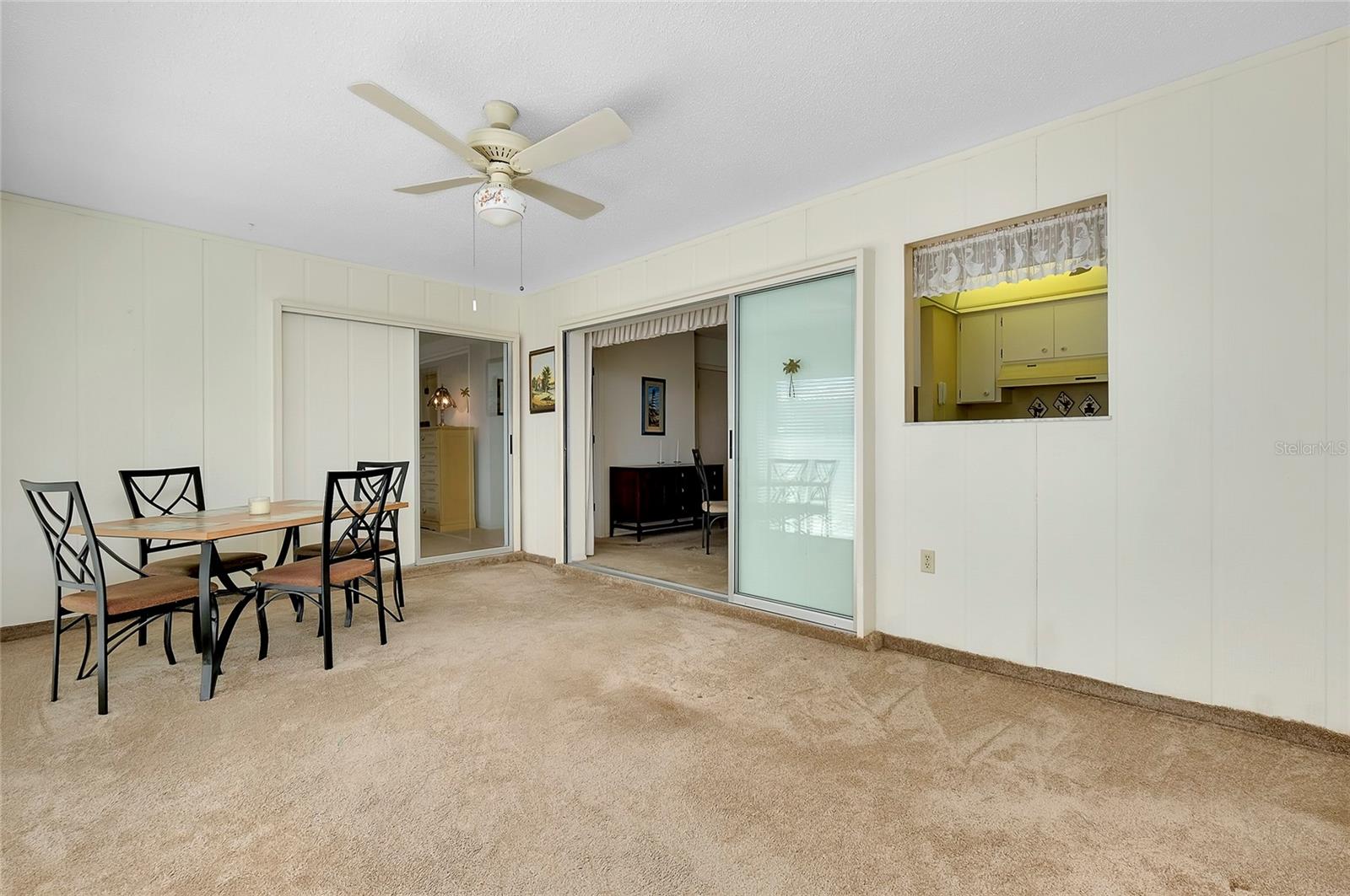 Listing photo id 20 for 472 Circlewood Drive L9
