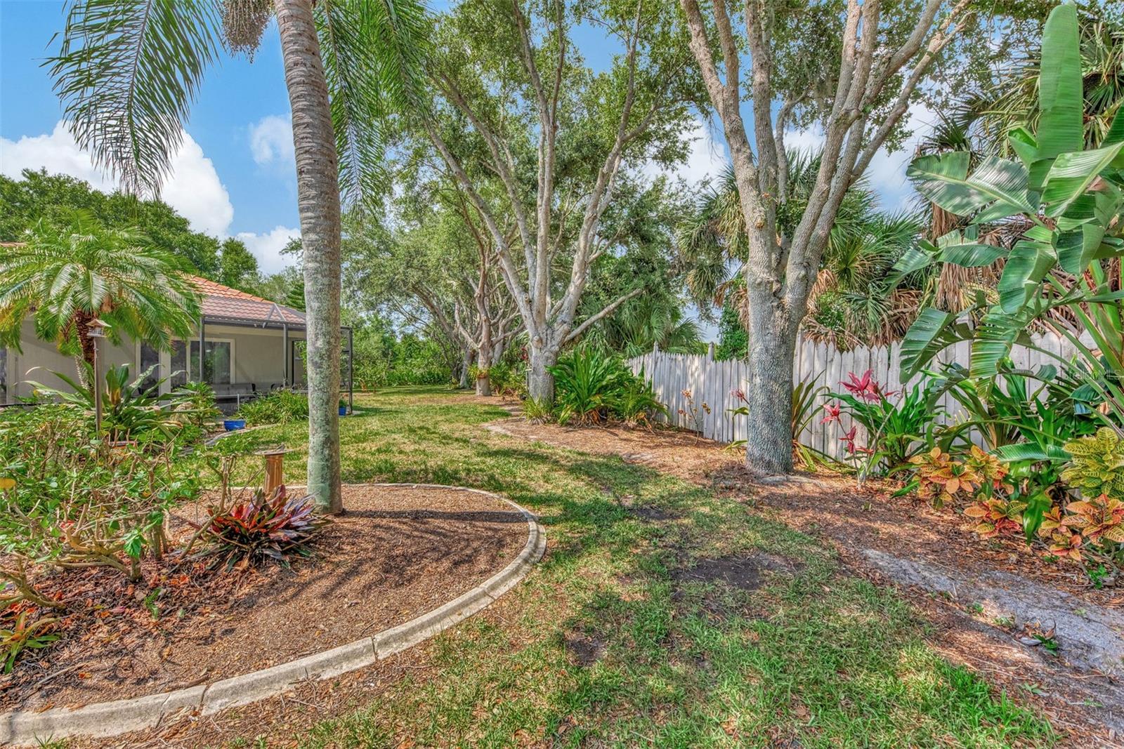 Image 60 of 70 For 2204 Calusa Lakes Boulevard