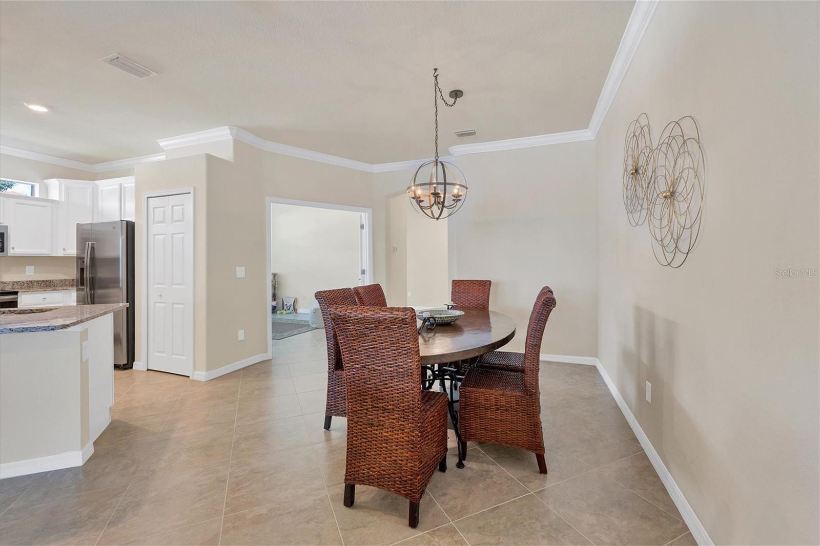 Image 31 of 100 For 24065 Canterwood Way