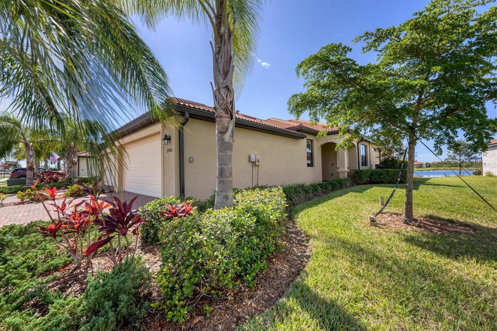 Image 5 of 100 For 24065 Canterwood Way