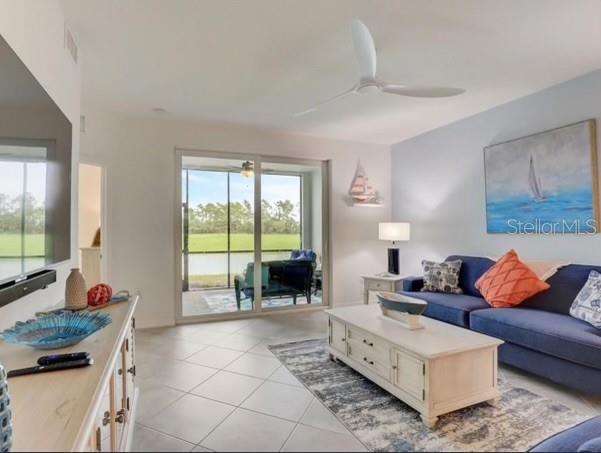 Image 4 of 44 For 12390 Wellen Golf Street 101
