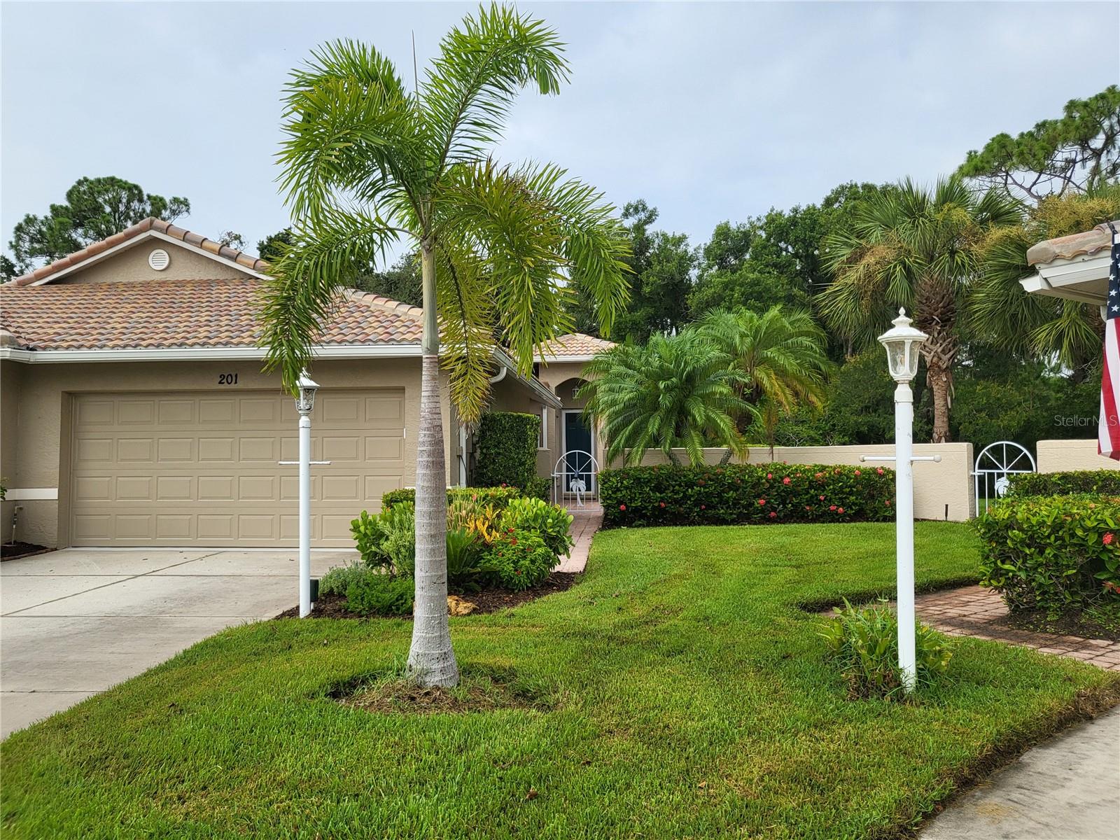 Details for 201 Auburn Woods Circle, VENICE, FL 34292