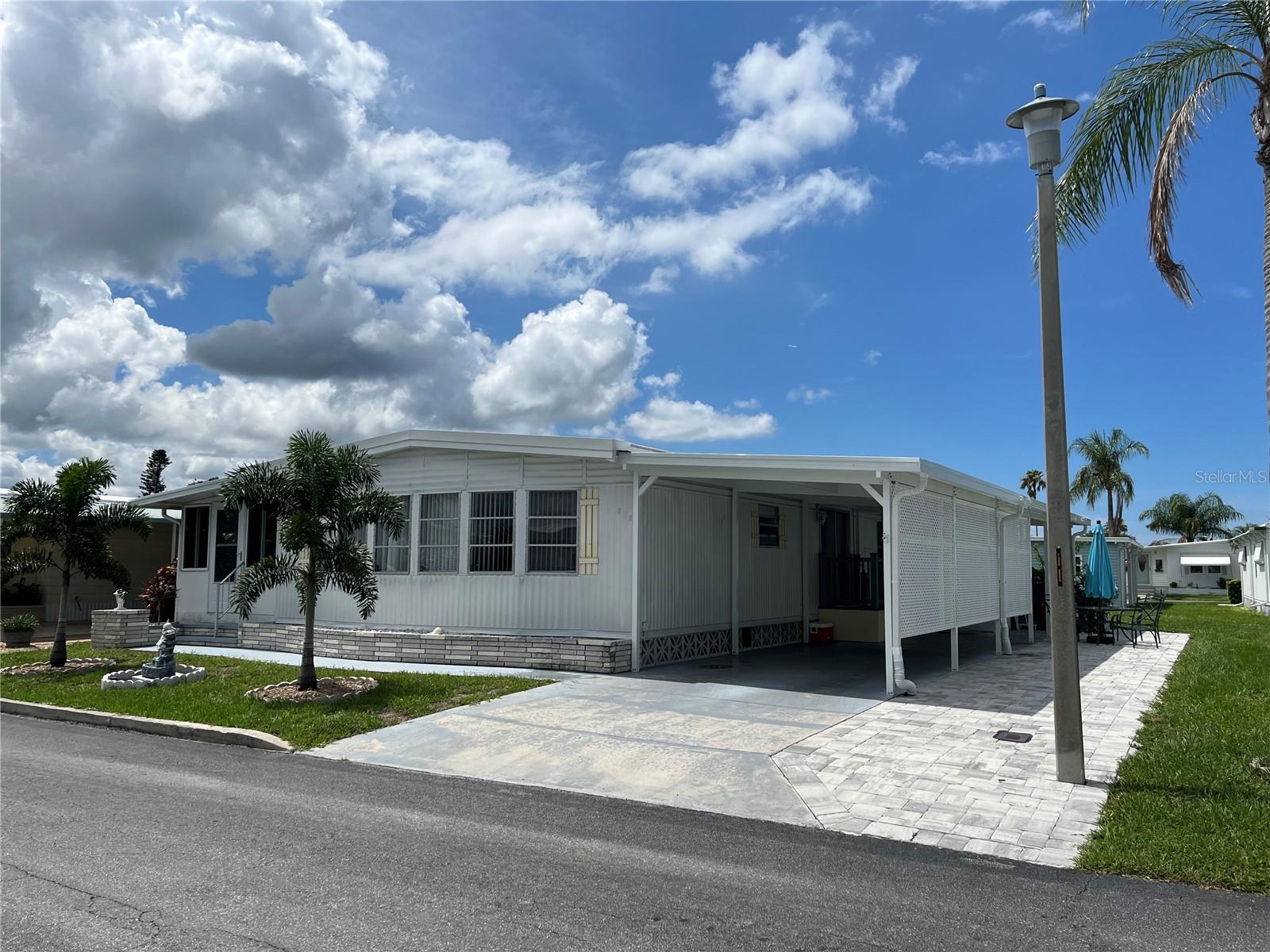 Details for 528 Vasto Drive, VENICE, FL 34285