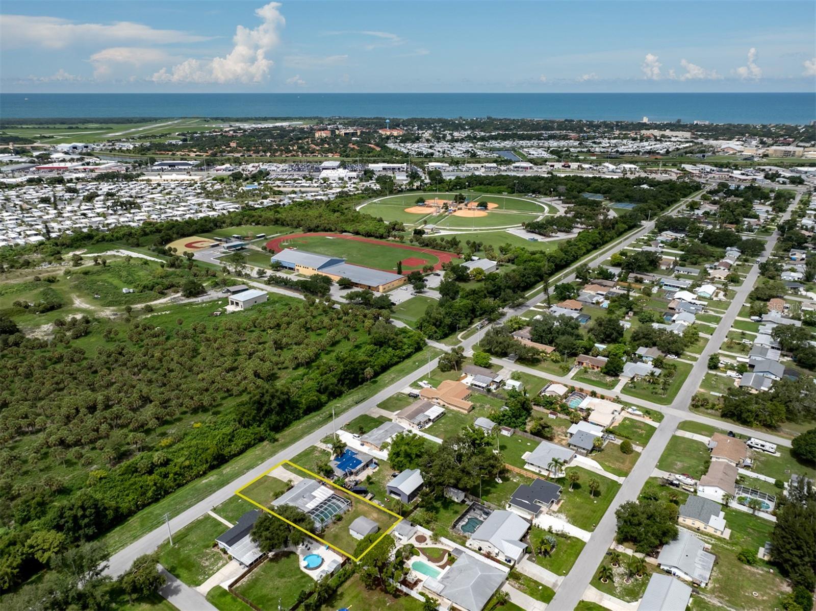 Image 29 of 40 For 1121 Gulf Coast Boulevard