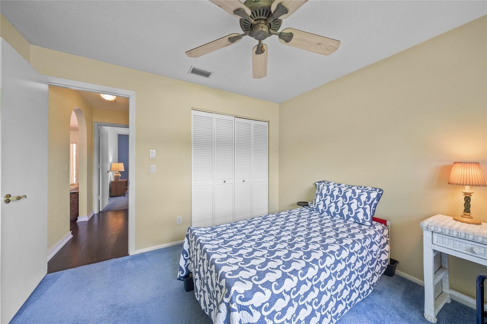 Listing photo id 25 for 4619 Flint Drive