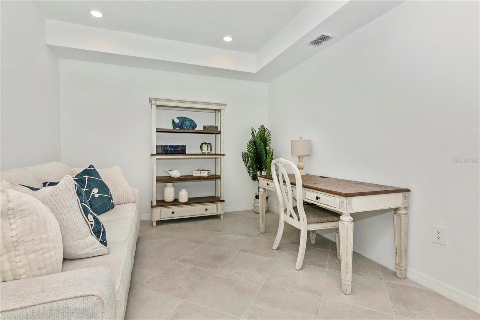 Image 34 of 99 For 12520 Galapagos Street 107