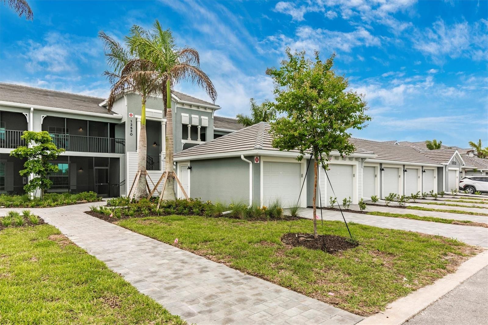 Image 39 of 99 For 12520 Galapagos Street 107