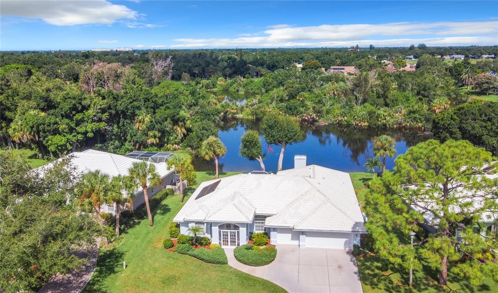 Details for 490 Lake Of The Woods Drive, VENICE, FL 34293