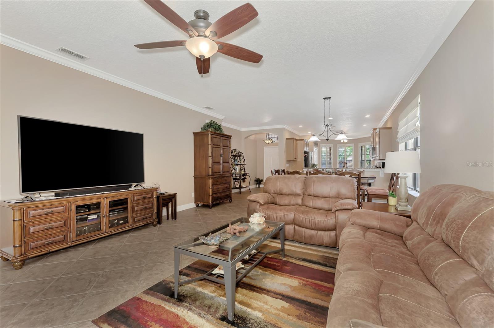 Image 17 of 48 For 20193 Pezzana Drive