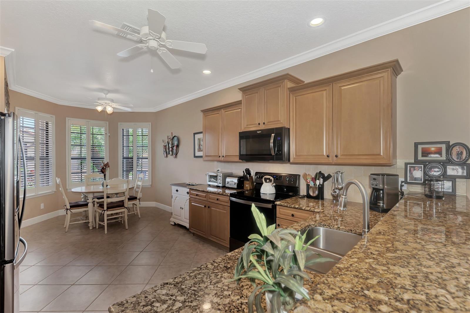 Image 21 of 48 For 20193 Pezzana Drive