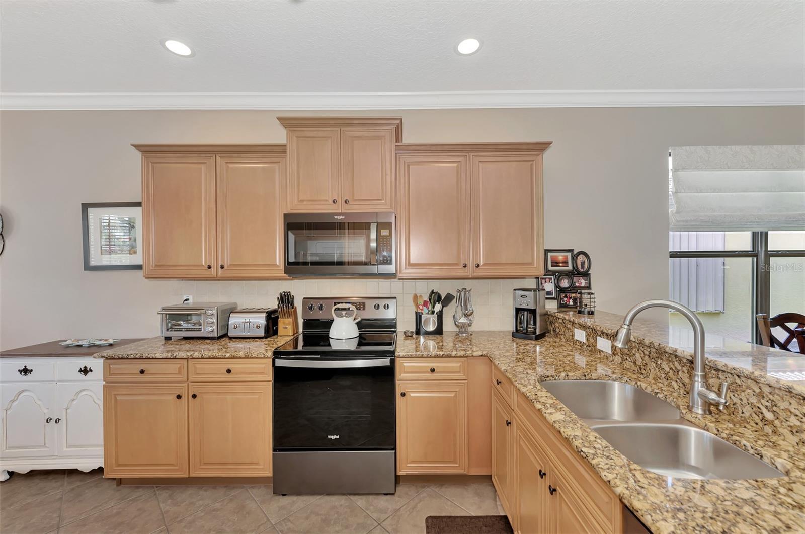 Image 23 of 48 For 20193 Pezzana Drive