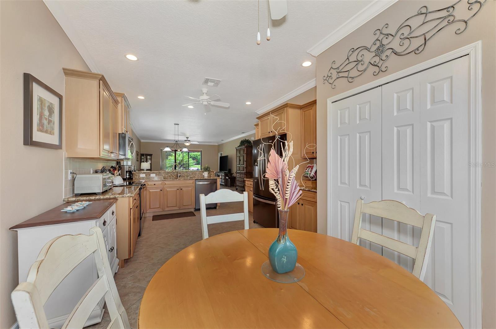 Image 26 of 48 For 20193 Pezzana Drive
