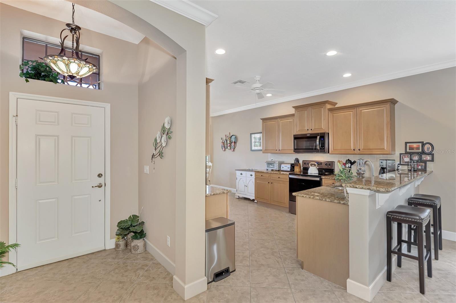 Image 7 of 48 For 20193 Pezzana Drive