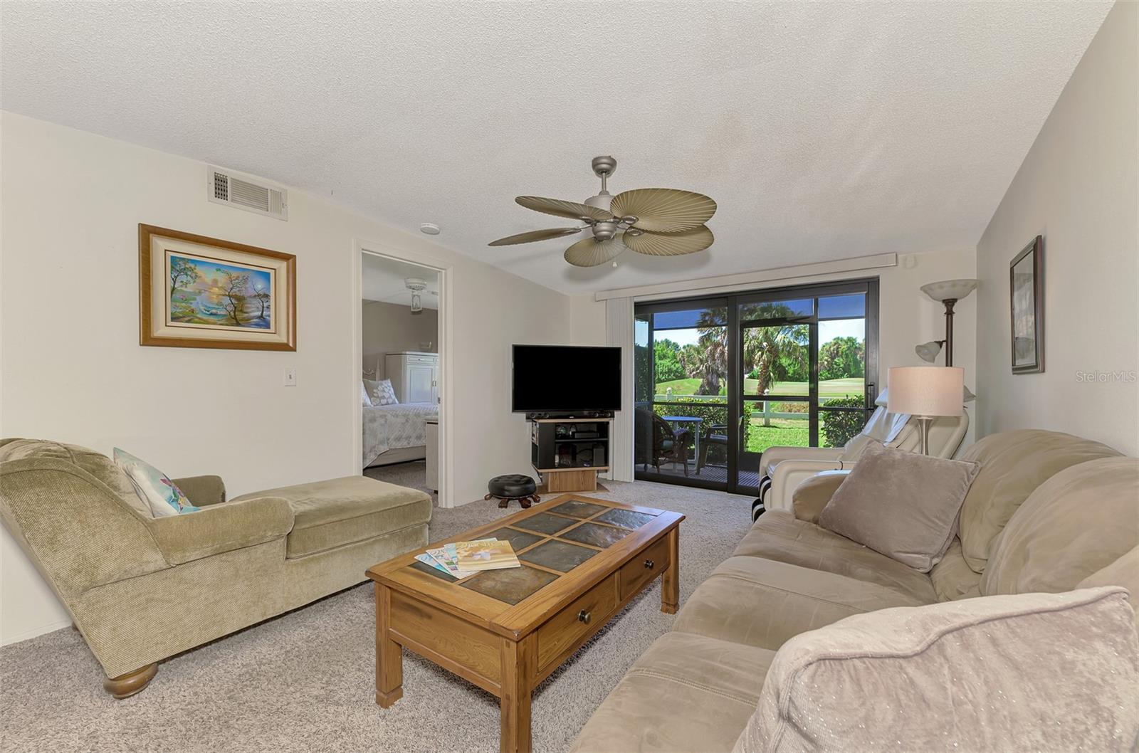 Image 15 of 59 For 925 Capri Isles Boulevard 1