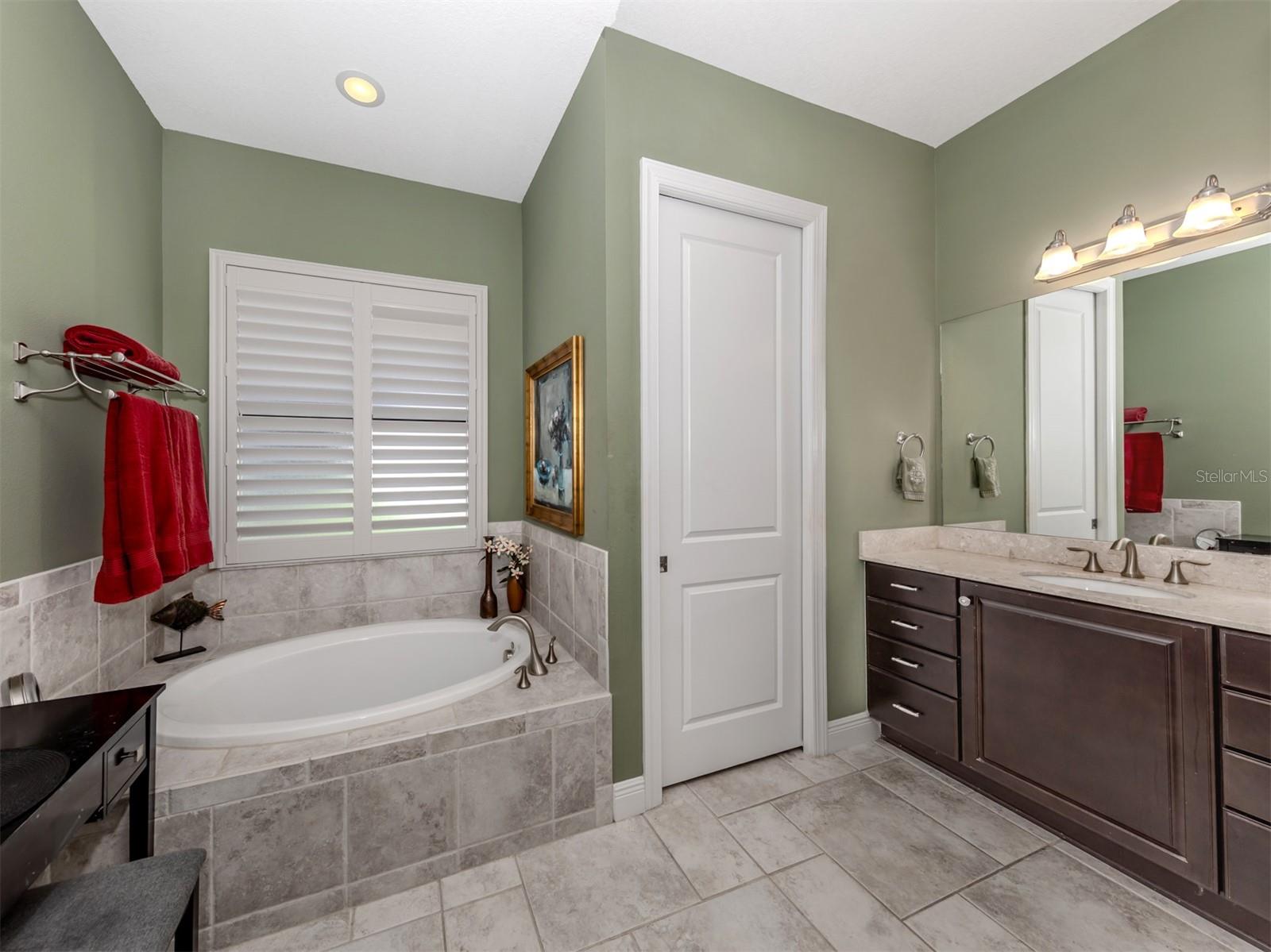 Image 20 of 48 For 23494 Copperleaf Drive