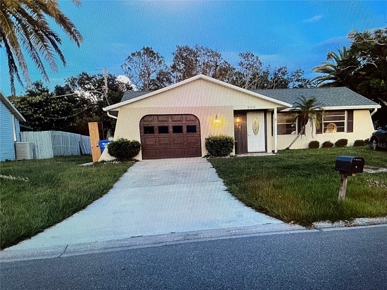 Details for 998 Elaine Street, VENICE, FL 34285