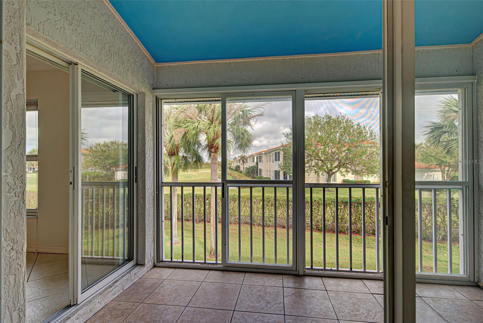 Image 20 of 58 For 1041 Capri Isles Boulevard 209