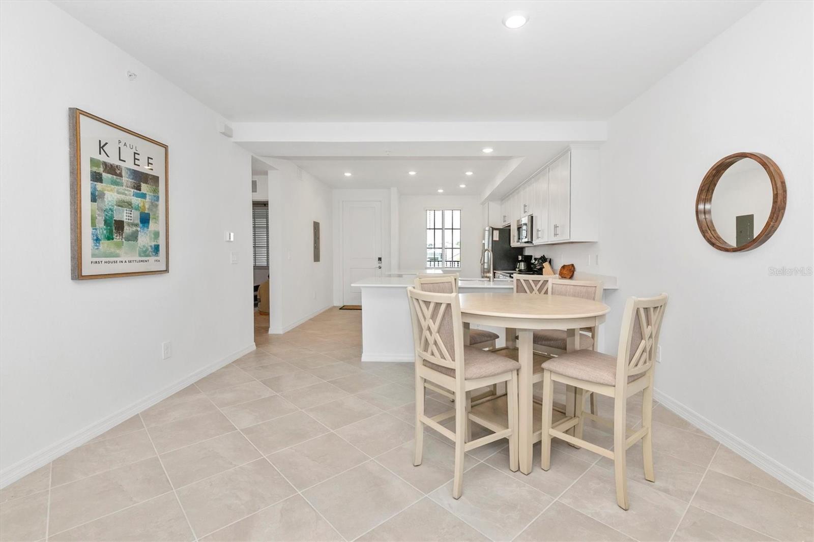 Image 15 of 100 For 12320 Wellen Golf Street 204