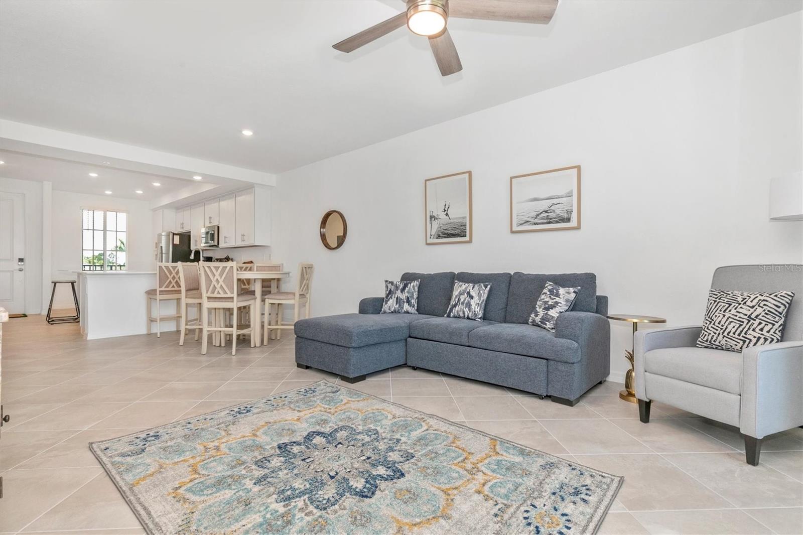 Image 17 of 100 For 12320 Wellen Golf Street 204