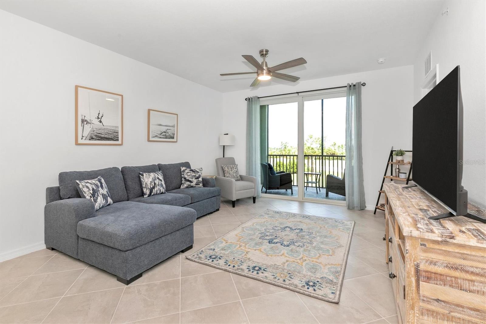 Image 18 of 100 For 12320 Wellen Golf Street 204