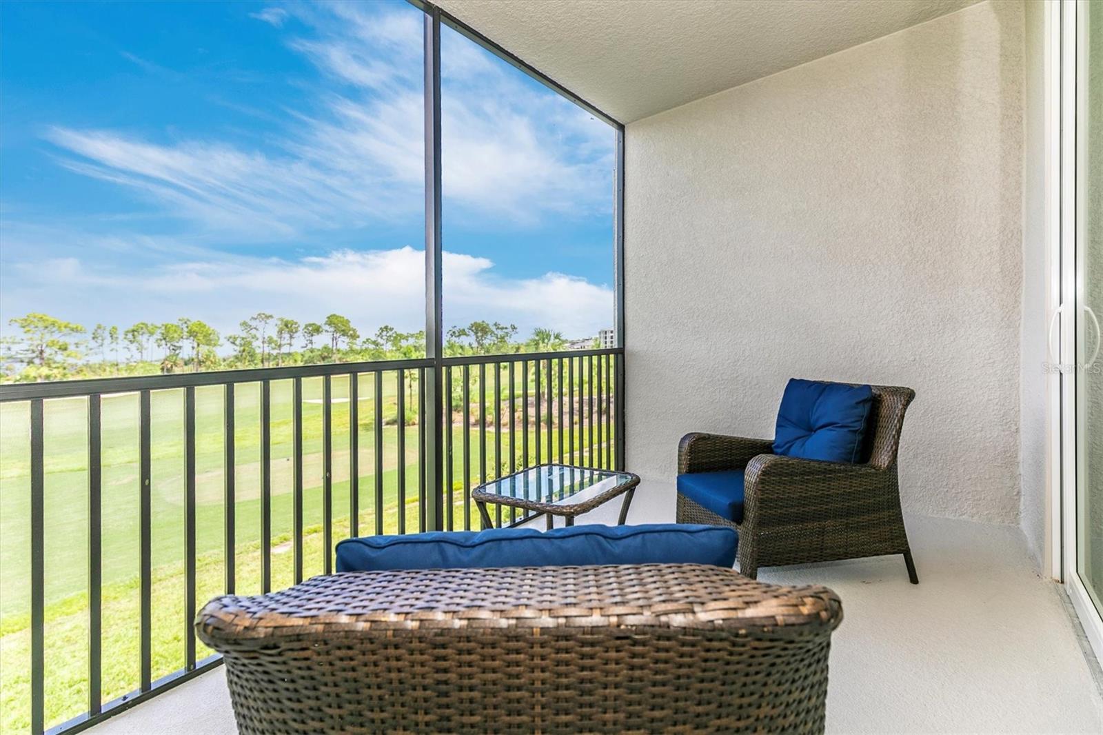 Image 27 of 100 For 12320 Wellen Golf Street 204