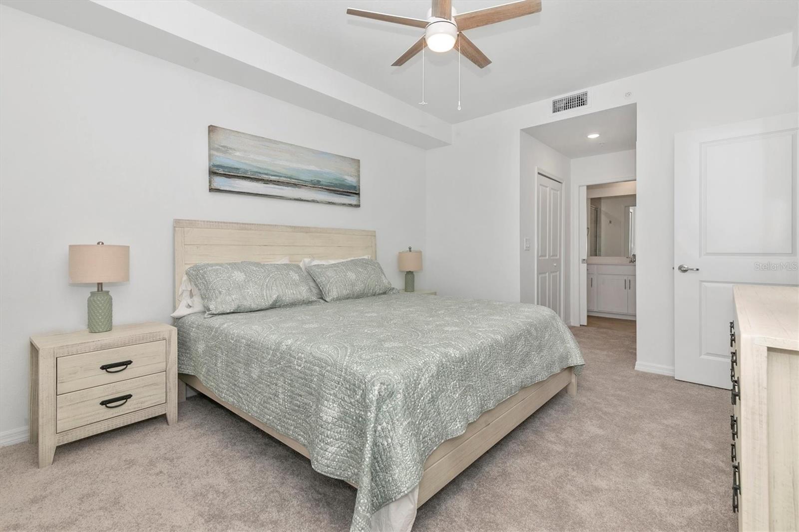 Image 35 of 100 For 12320 Wellen Golf Street 204