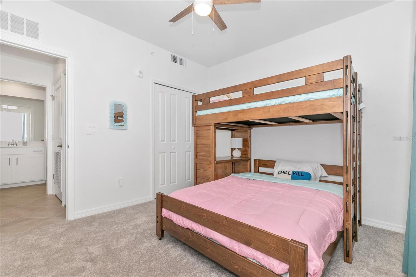 Image 41 of 100 For 12320 Wellen Golf Street 204
