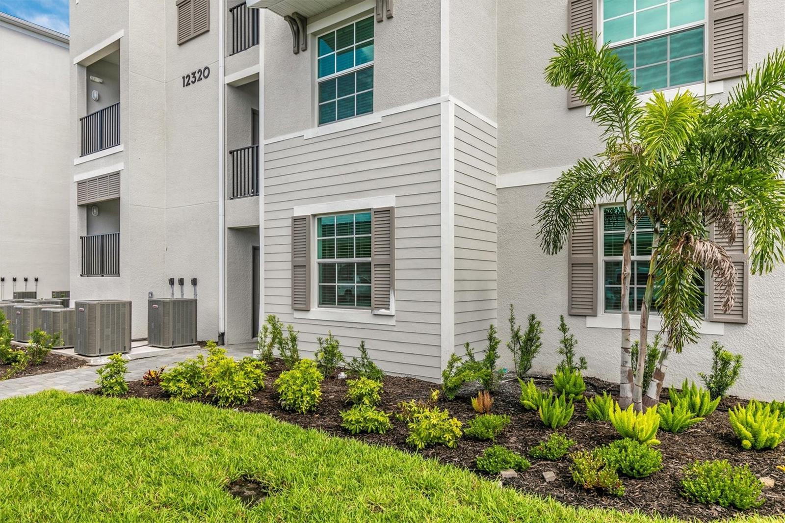Image 48 of 100 For 12320 Wellen Golf Street 204