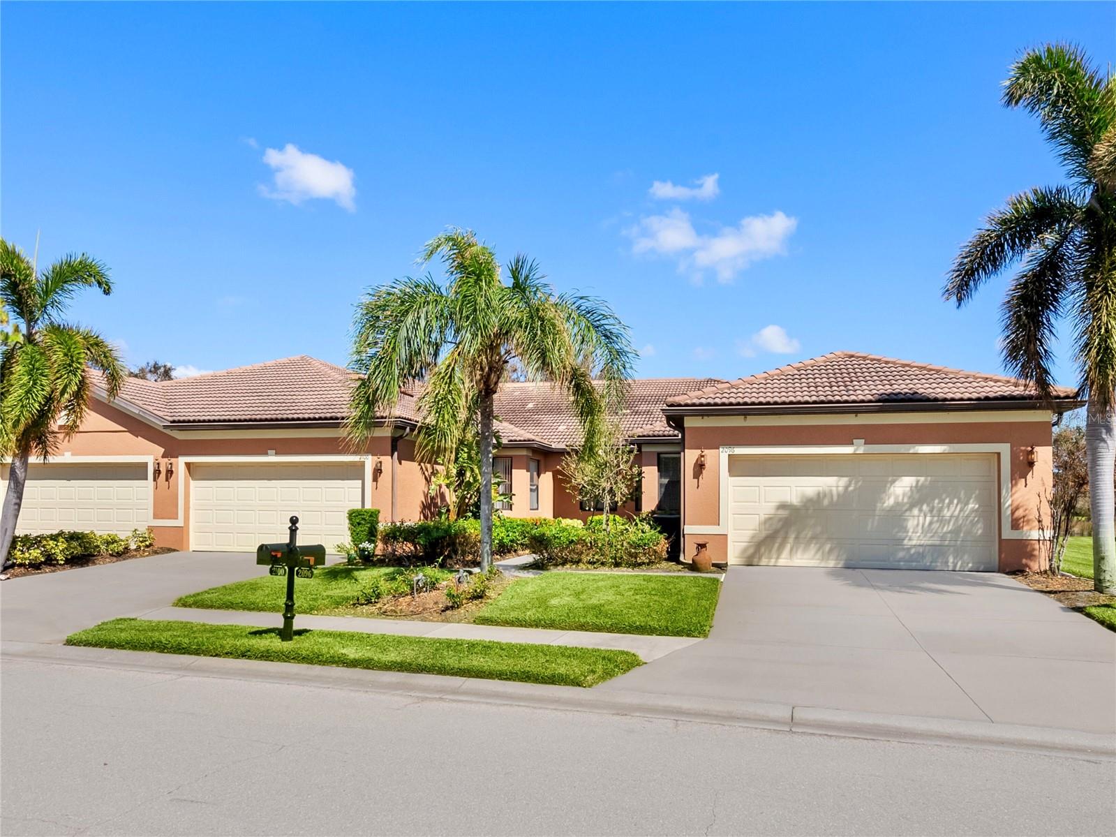 Details for 2096 Batello Drive, VENICE, FL 34292