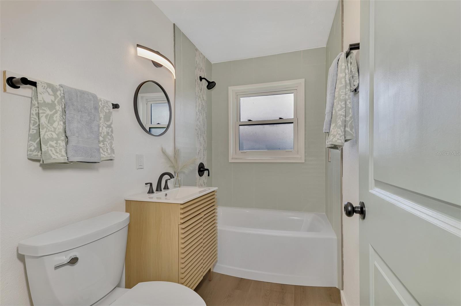 Image 7 of 17 For 1757 Mova Street