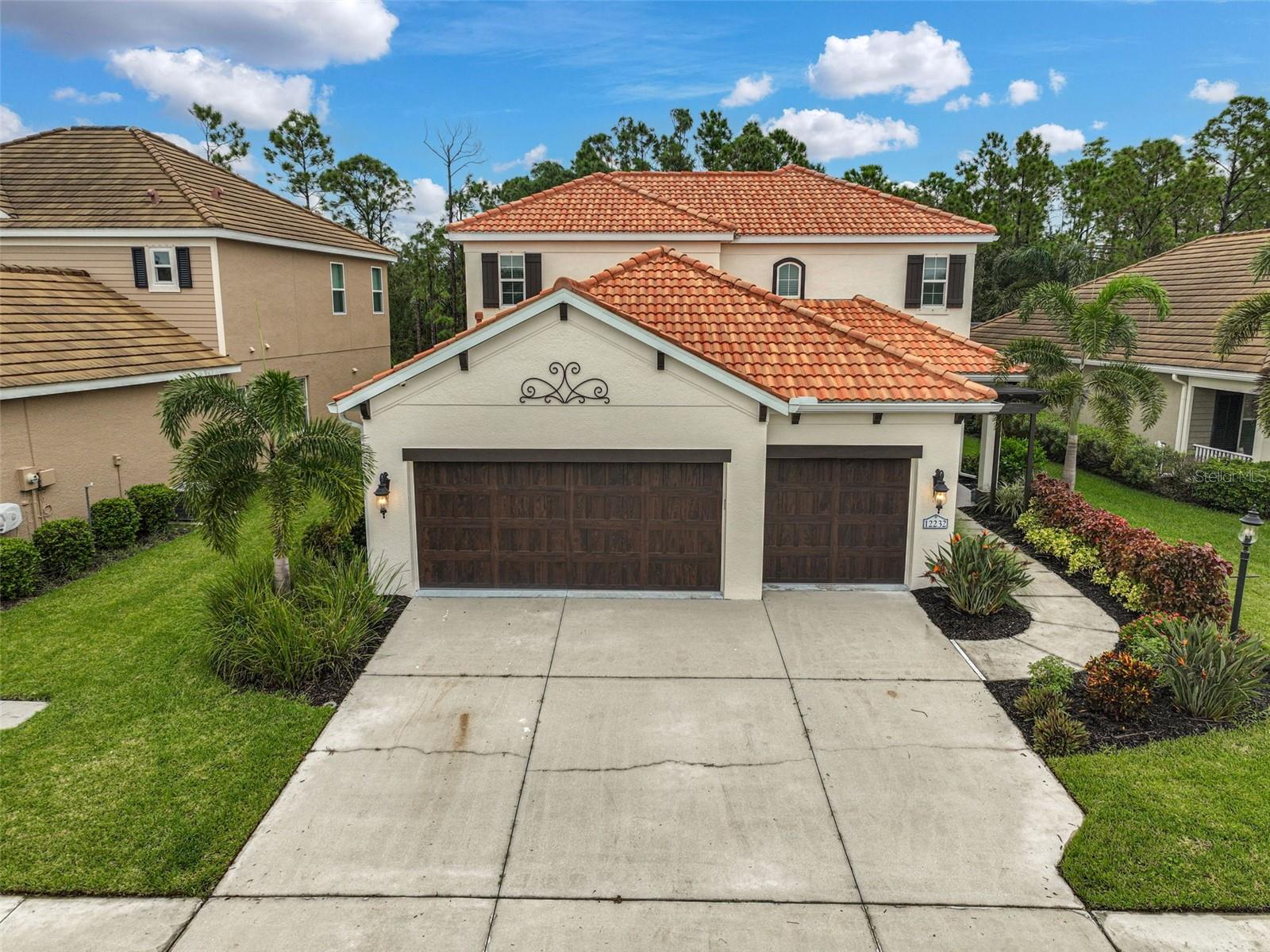 Details for 12232 Stuart Drive, VENICE, FL 34293