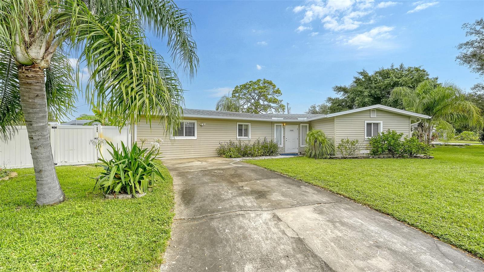 Details for 1560 Poinciana Road, VENICE, FL 34293