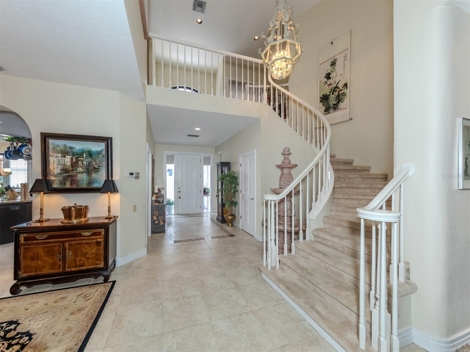 Listing photo id 26 for 7755 Club Lane