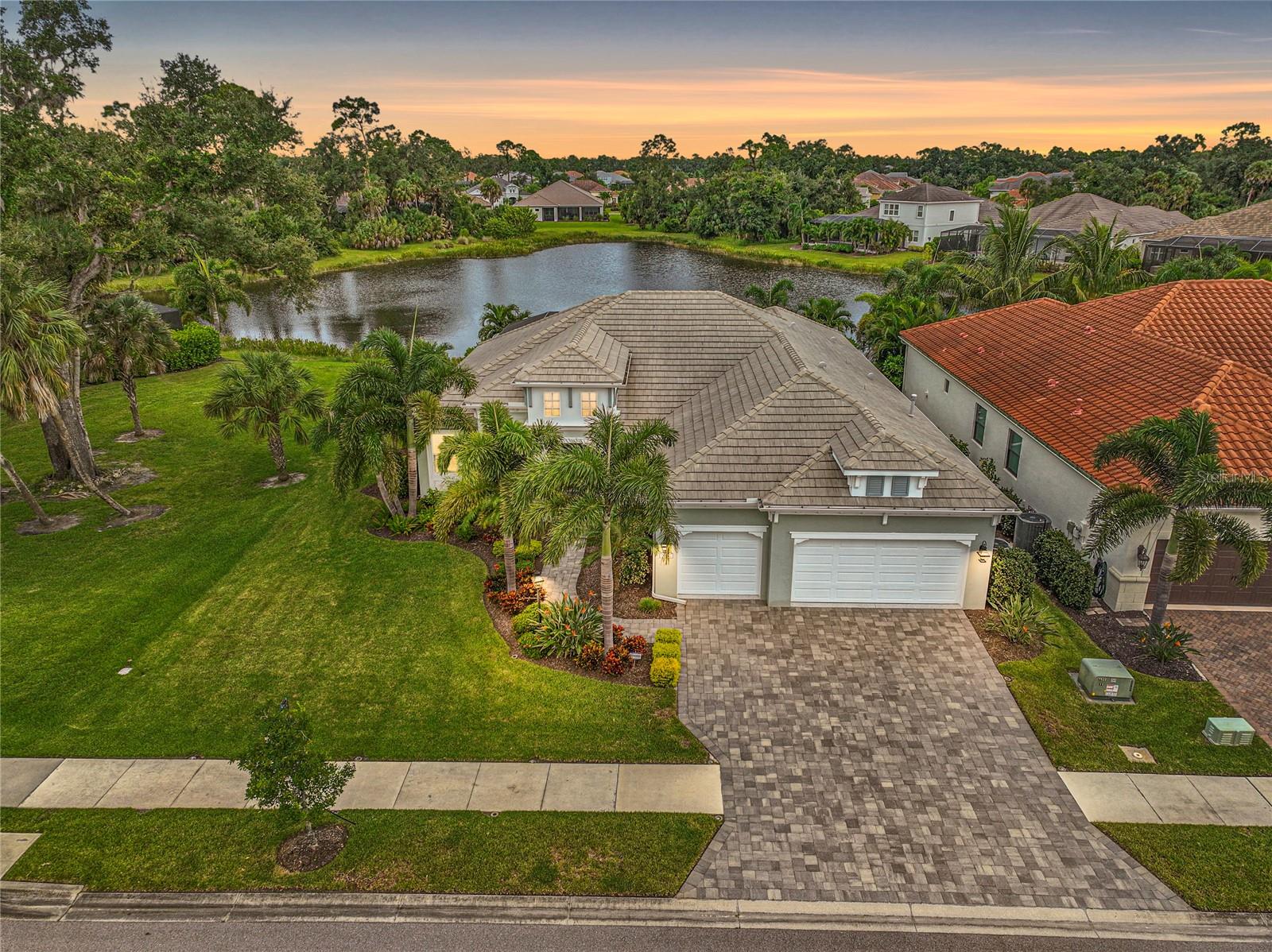 Details for 21272 Wacissa Drive, VENICE, FL 34293