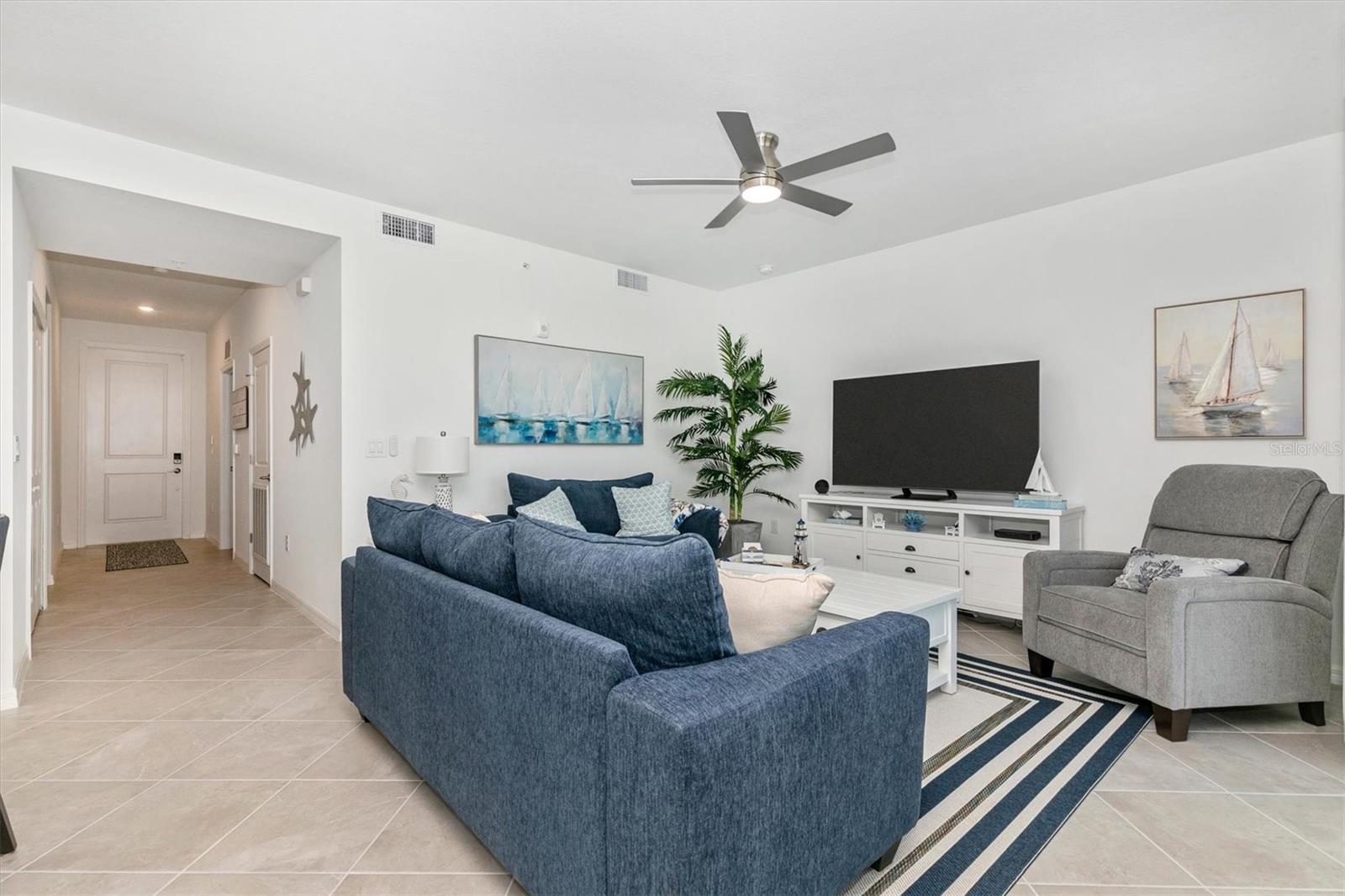 Image 22 of 98 For 12280 Wellen Golf Street 203