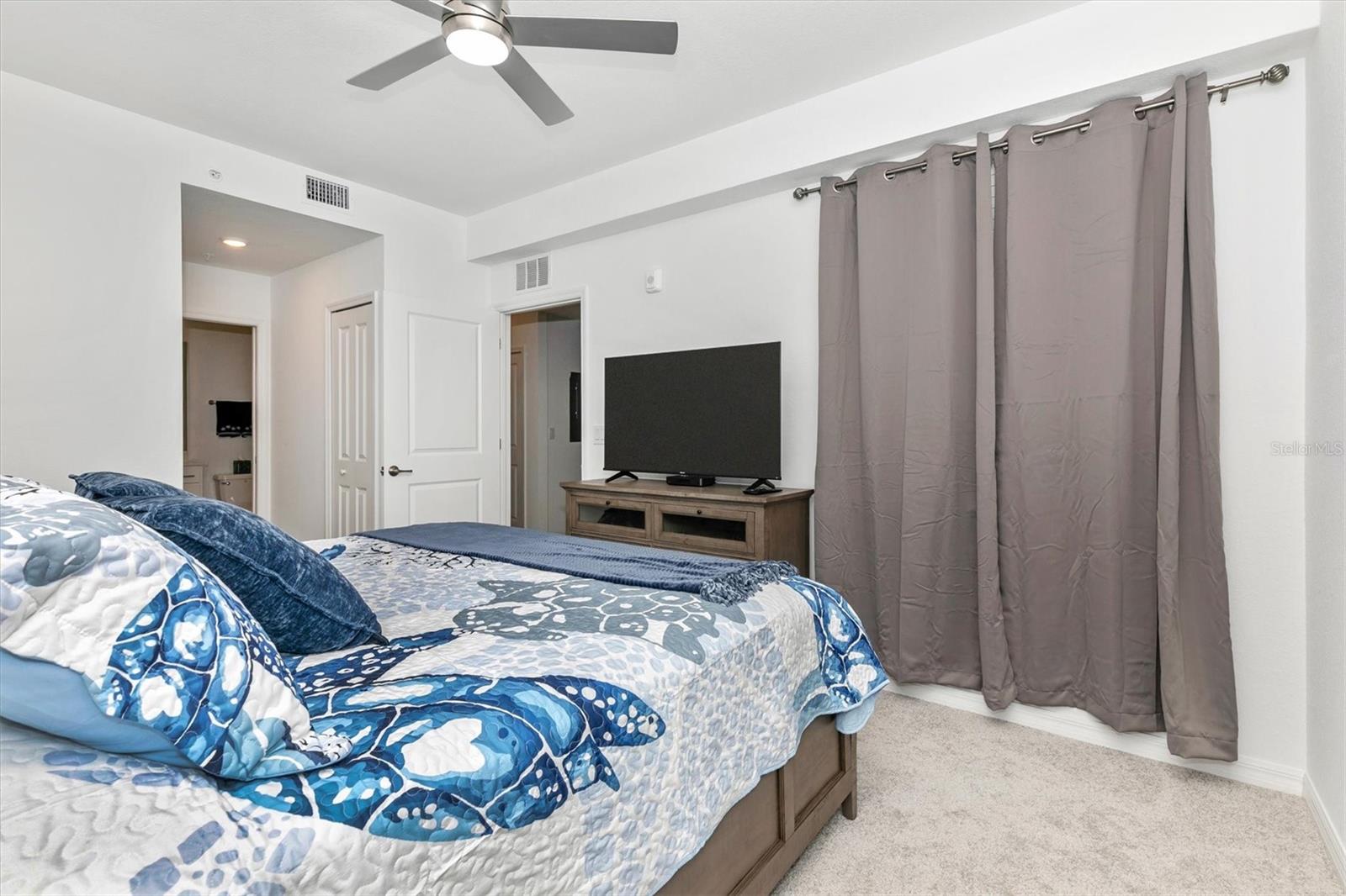 Image 35 of 98 For 12280 Wellen Golf Street 203